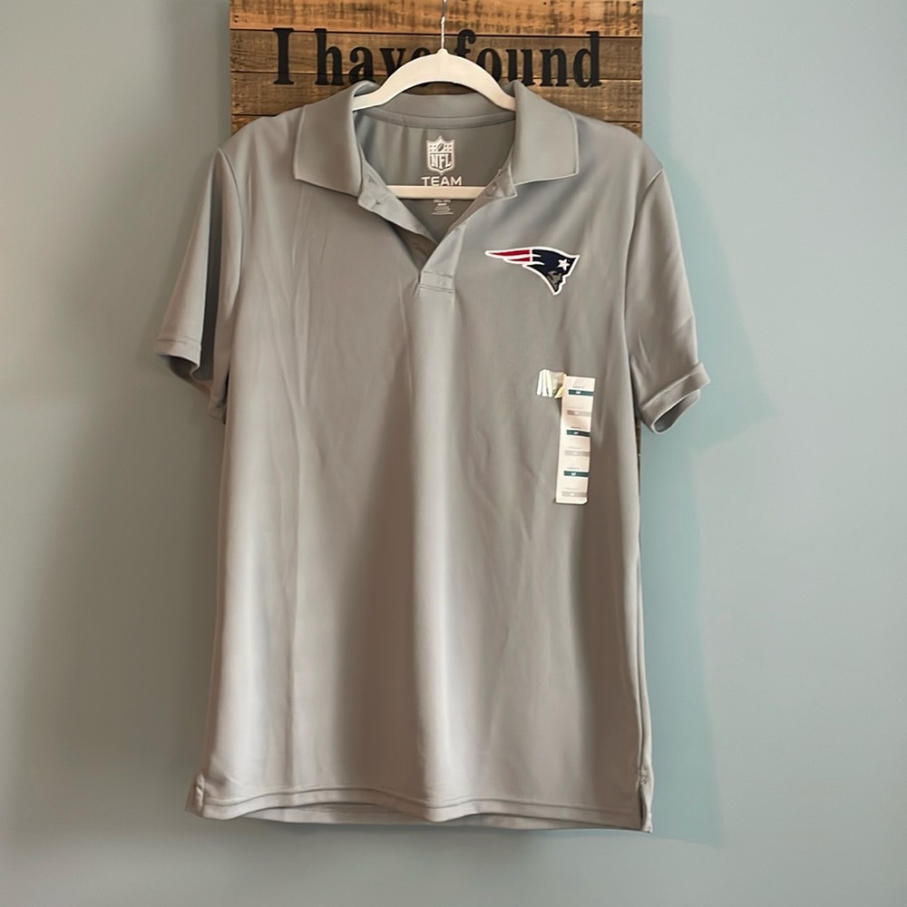 New England Patriots lightweight golf polo mens size medium football NWT